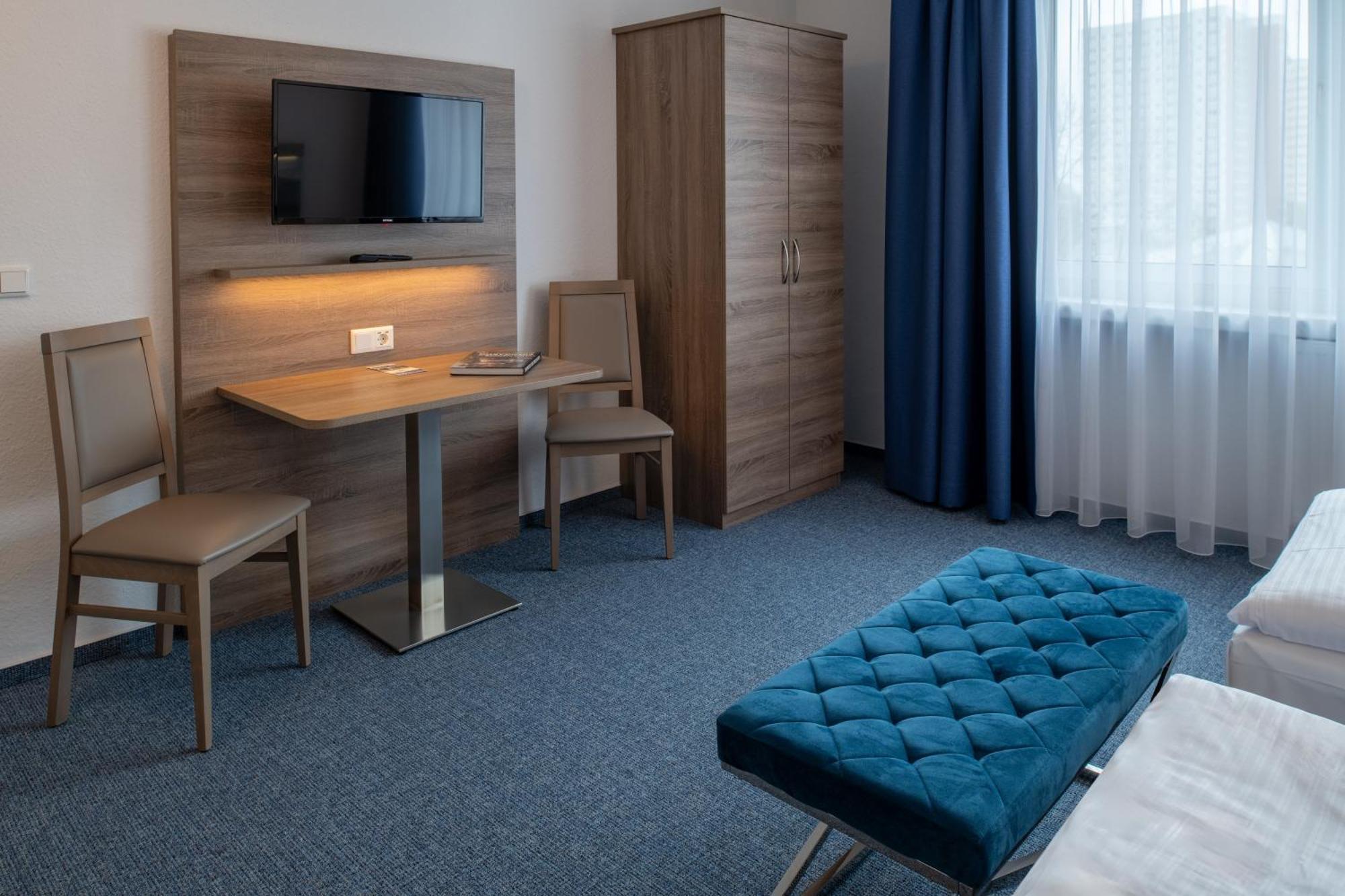 Hotel & Gaestehaus Rostock Luetten Klein Ngoại thất bức ảnh